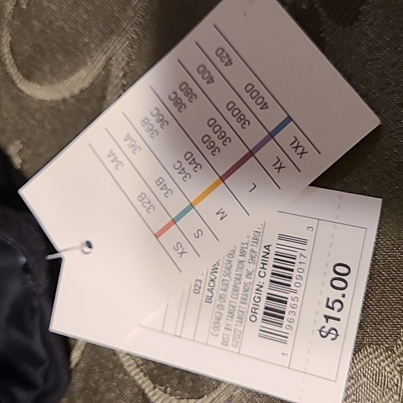 NWT Auden pullover unlined bralette, with adjustable straps, black - Picture 5 of 6